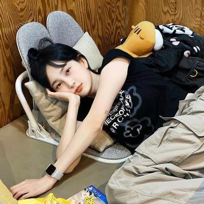 家鸭与野鸭的投币式置物柜